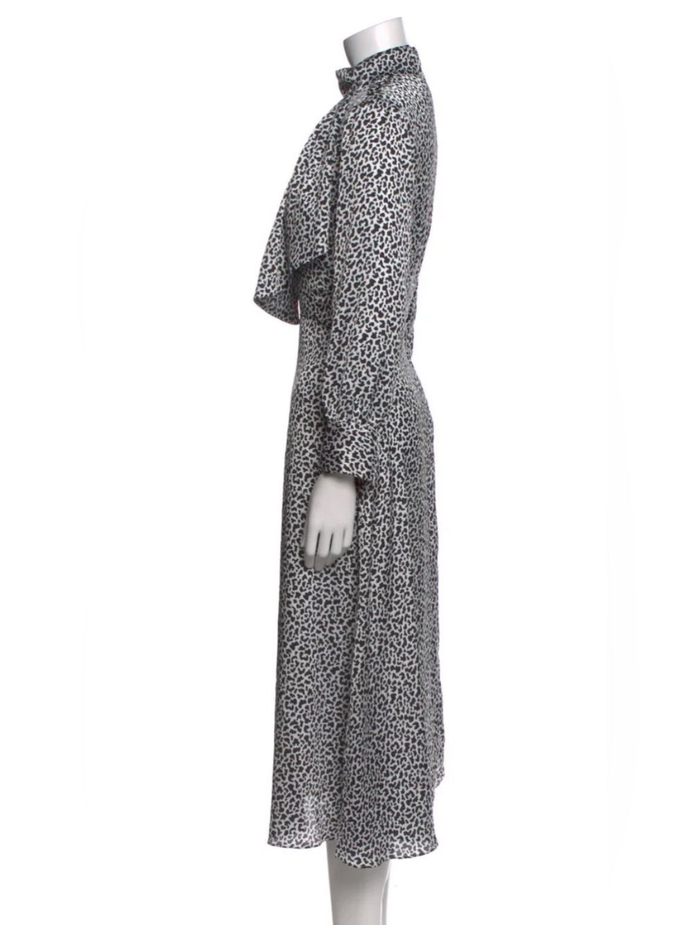 NWT Neiman Marcus Black and White Leopard-Print Long-Sleeve Midi Dress - Picture 3 of 12